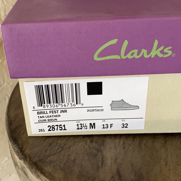 Clark’s girls suede mocassin boots in size 13.5 - Picture 3 of 3